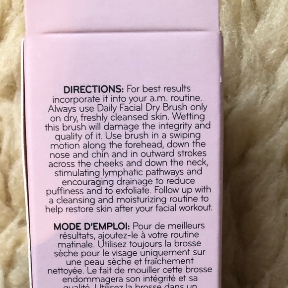 Daily Concepts Facial Brush - Picture 6 of 6